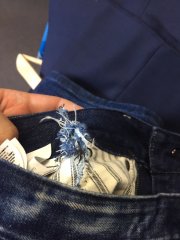 gas-and-chris-couture-reparation-jeans-taille-atelier-de-couture.jpg - 3.jpg